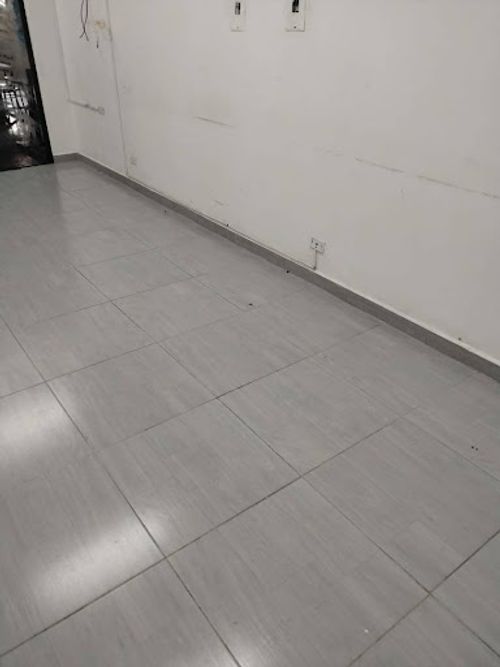 Local en arriendo en Centro Administrativo, Medellín, 12 m² · foto 4 de 5