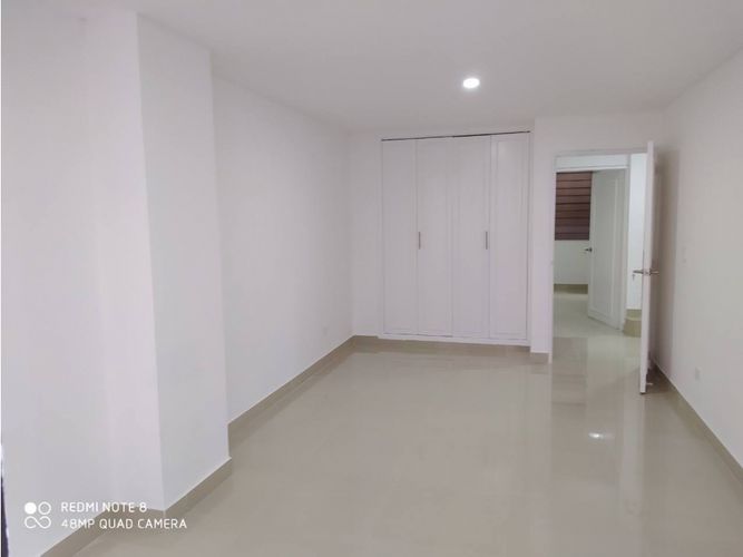 Apartamento de 3 alcobas en venta en Versalles, Cali, 143 m² · foto 7 de 14