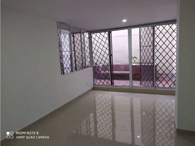 Apartamento de 3 alcobas en venta en Versalles, Cali, 143 m² · foto 9 de 14