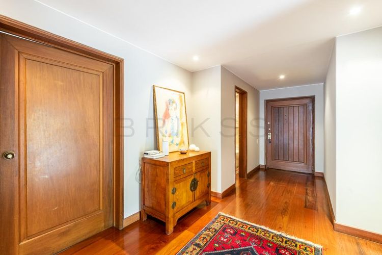 Apartamento en venta en La Carolina, Bogotá · foto 8 de 21