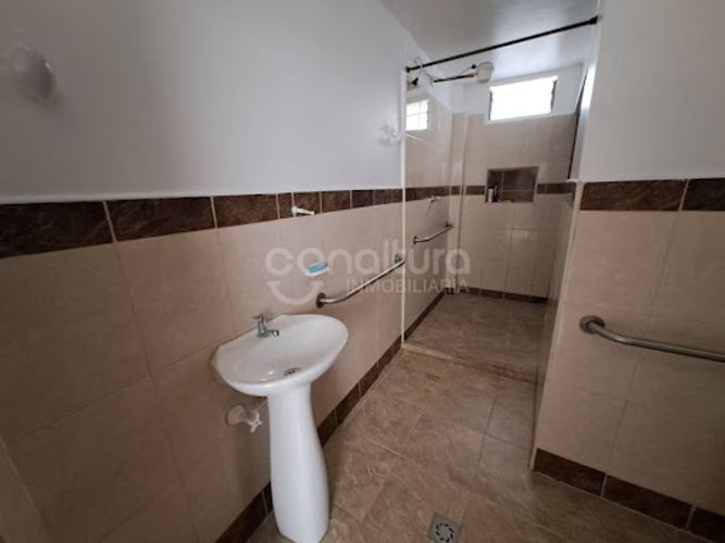 Casa de 3 alcobas en venta en El Paraiso, Bello, 204 m² · foto 15 de 22