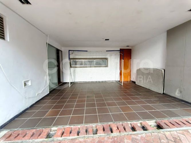 Casa de 3 alcobas en venta en Las Palmas, Medellín, 183 m² · foto 13 de 17
