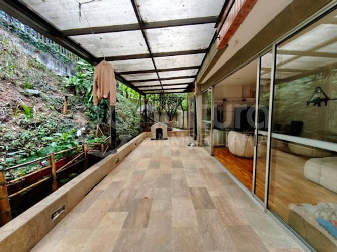 Casa de 3 alcobas en venta en Las Palmas, Medellín, 183 m² · foto 17 de 17