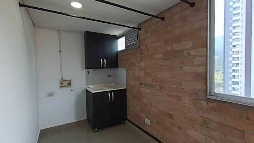 Apartamento de 3 alcobas en arriendo en La Doctora, Sabaneta, 87 m² · foto 3 de 19