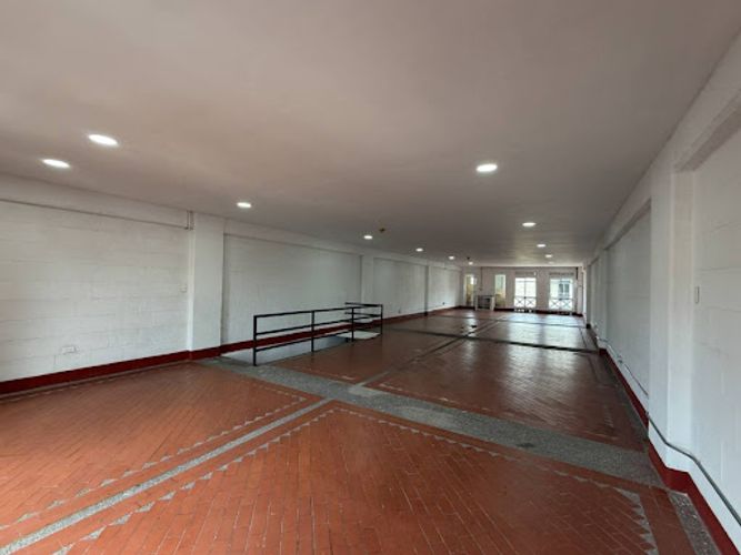 Bodega en arriendo en Guayabal, Medellín, 160 m² · foto 6 de 9