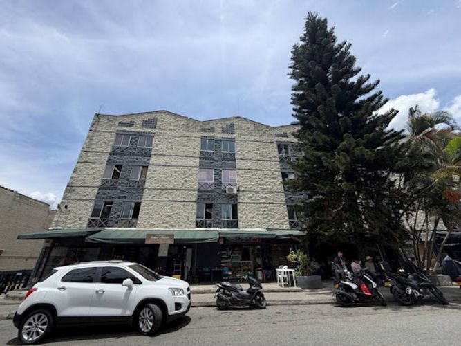 Bodega en arriendo en Guayabal, Medellín, 160 m² · foto 9 de 9