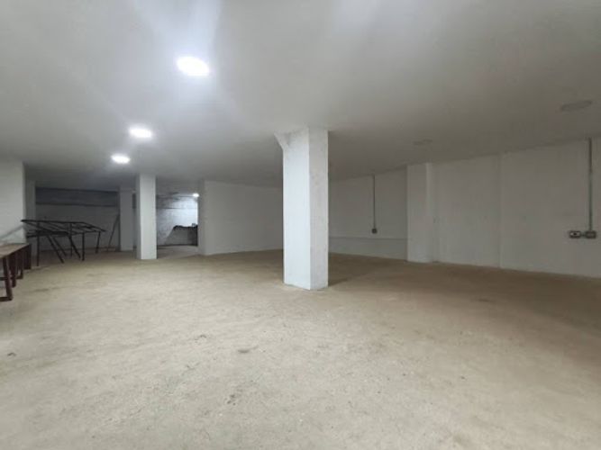 Local en arriendo en Los Naranjos, Envigado, 200 m² · foto 2 de 7