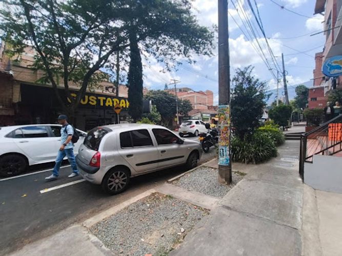 Local en arriendo en Los Naranjos, Envigado, 200 m² · foto 7 de 7