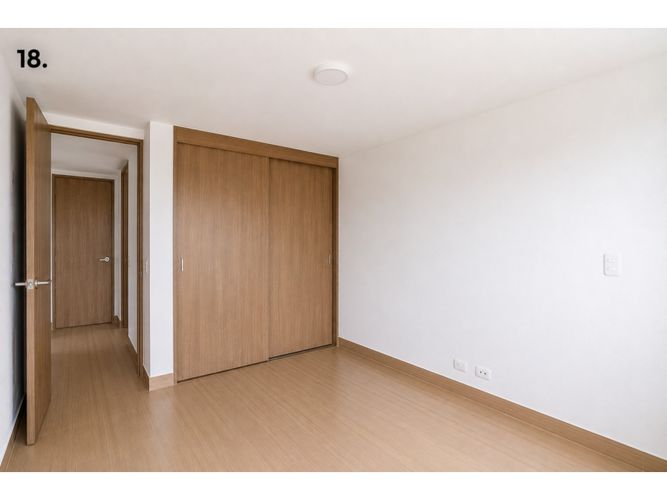 Apartamento de 3 alcobas en venta en La Doctora, Sabaneta, 84 m² · foto 5 de 18