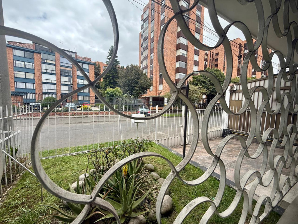 Casa en venta en Los Andes, Bogotá · foto 4 de 24