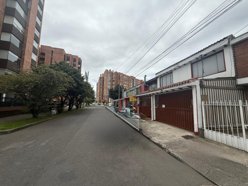 Casa en venta en Los Andes, Bogotá · foto 6 de 24