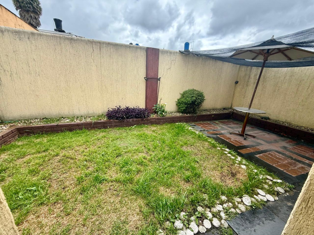 Casa en venta en Los Andes, Bogotá · foto 12 de 24