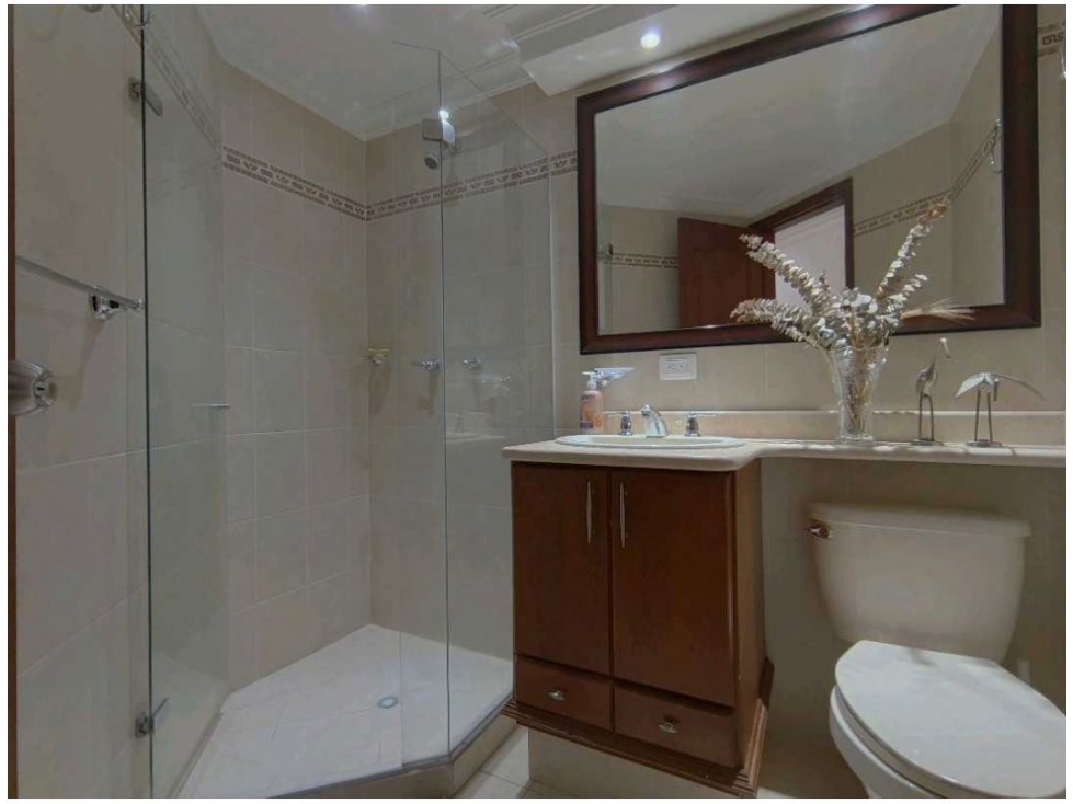 Apartamento de 3 alcobas en venta en Las Acacias, Medellín, 133 m² · foto 11 de 16
