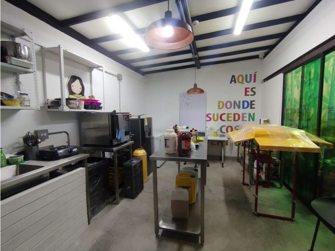 Casa de 3 alcobas en venta en La Magnolia, Envigado, 167 m² · foto 3 de 14