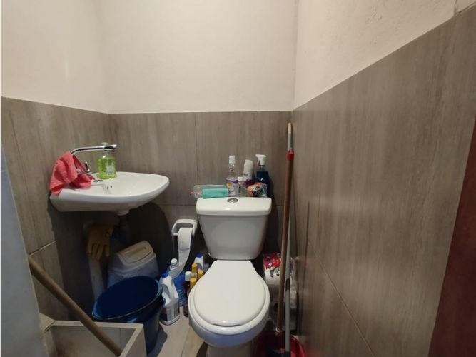 Local en venta en Los Cerros - El Vergel, Medellín, 78 m² · foto 5 de 7