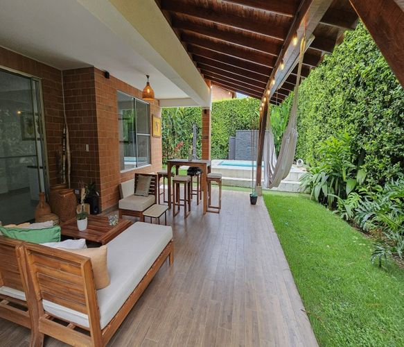 Casa de 3 alcobas en venta en Las Mercedes, Jamundí, 228 m² · foto 8 de 24