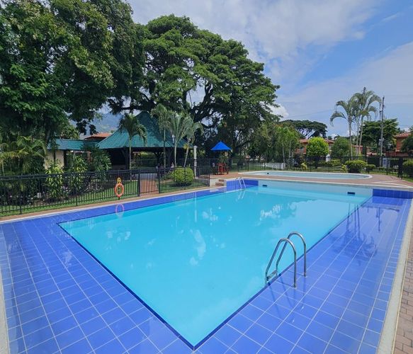 Casa de 3 alcobas en venta en Las Mercedes, Jamundí, 228 m² · foto 19 de 24