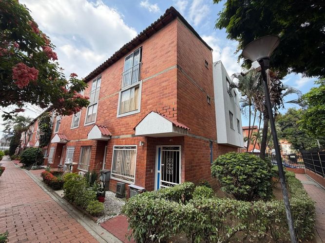Casa de 4 alcobas en venta en El Ingenio, Cali, 105 m² · foto 4 de 14