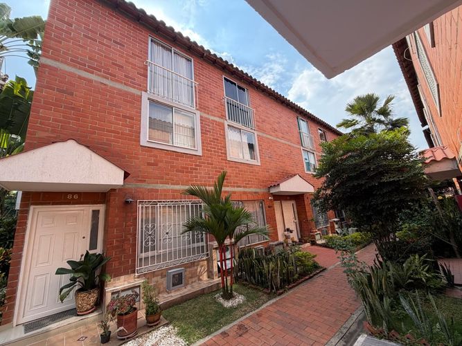 Casa de 4 alcobas en venta en El Ingenio, Cali, 105 m² · foto 6 de 14