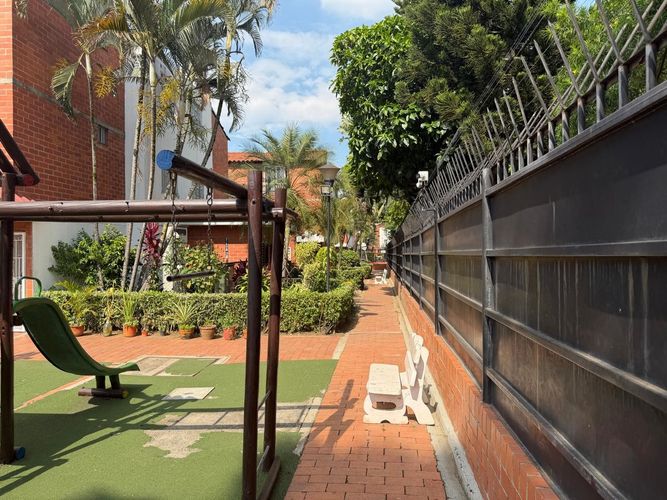 Casa de 4 alcobas en venta en El Ingenio, Cali, 105 m² · foto 12 de 14