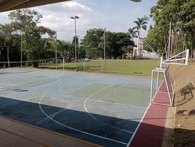 Casa de 4 alcobas en venta en San Antonio, Jamundí, 1735 m² · foto 9 de 24