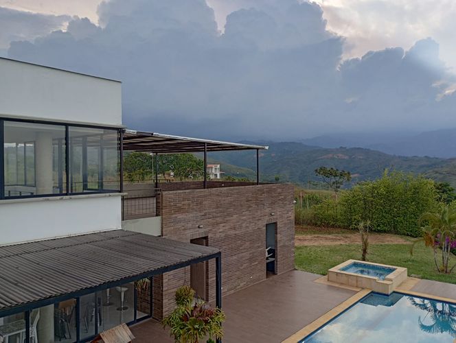 Casa de 4 alcobas en venta en San Antonio, Jamundí, 1735 m² · foto 24 de 24