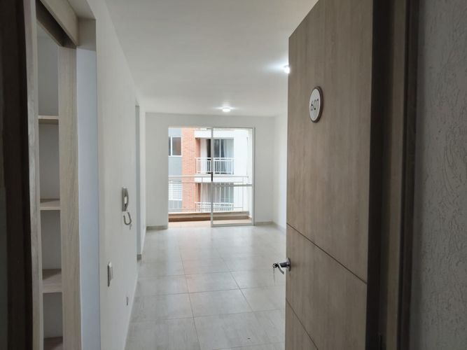 Apartamento en venta en Bochalema, Cali · foto 2 de 19