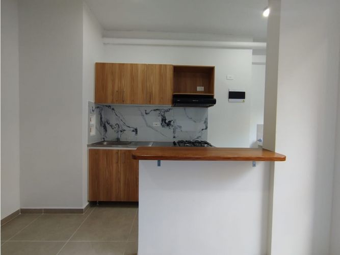 Apartamento de 2 alcobas en venta en Fontibon, Medellín, 64 m² · foto 2 de 10