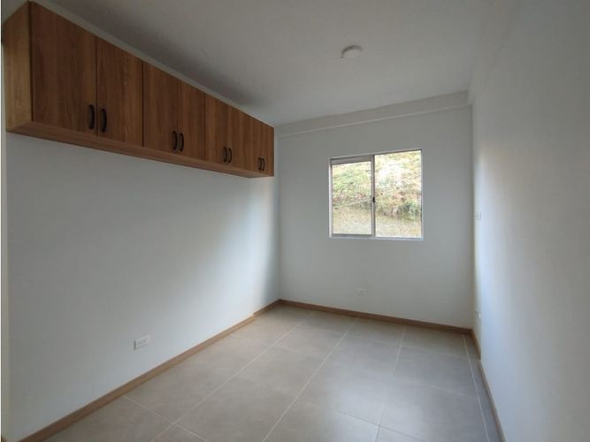 Apartamento de 2 alcobas en venta en Fontibon, Medellín, 64 m² · foto 6 de 10