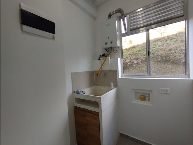 Apartamento de 2 alcobas en venta en Fontibon, Medellín, 64 m² · foto 10 de 10