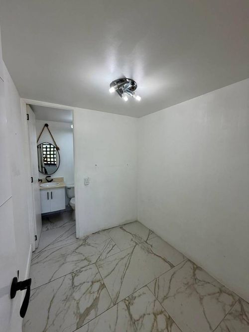 Apartamento de 4 alcobas en venta en Loma De La Doctora, Sabaneta, 98 m² · foto 5 de 16