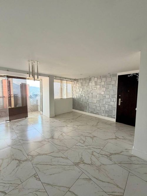 Apartamento de 4 alcobas en venta en Loma De La Doctora, Sabaneta, 98 m² · foto 8 de 16
