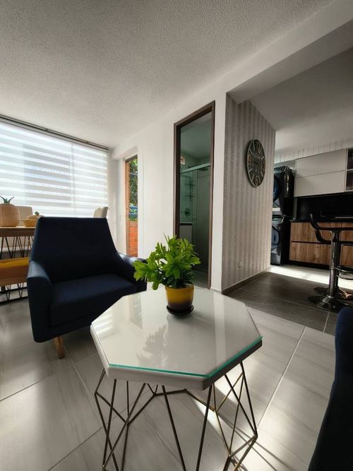 Apartamento de 2 alcobas en arriendo en El Diamante No. 2, Medellín, 82 m² · foto 3 de 23