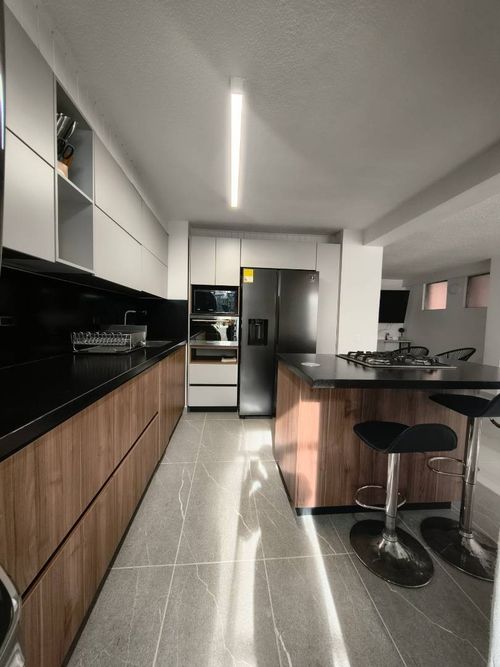 Apartamento de 2 alcobas en arriendo en El Diamante No. 2, Medellín, 82 m² · foto 9 de 23