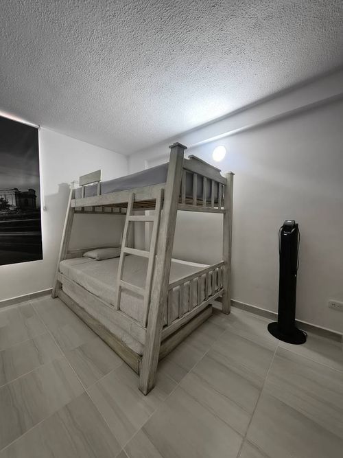 Apartamento de 2 alcobas en arriendo en El Diamante No. 2, Medellín, 82 m² · foto 17 de 23