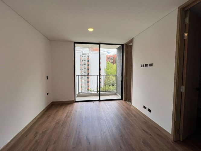 Apartamento de 2 alcobas en arriendo en El Poblado, Medellín, 88 m² · foto 11 de 16