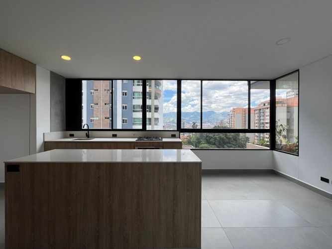 Apartamento de 2 alcobas en arriendo en El Poblado, Medellín, 88 m² · foto 7 de 16
