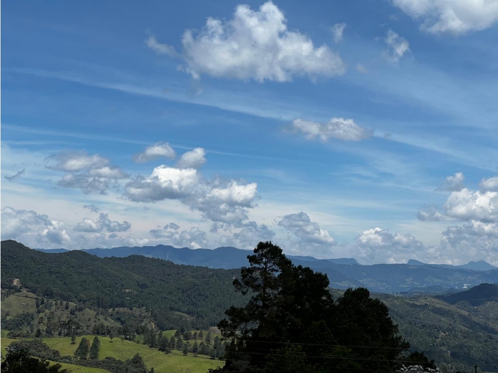 Land in El Poblado (1215 m²) for Sale