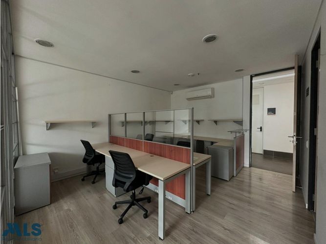 Oficina en venta en Manila, Medellín, 50 m² · foto 5 de 11
