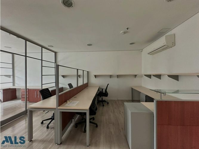 Oficina en venta en Manila, Medellín, 50 m² · foto 9 de 11