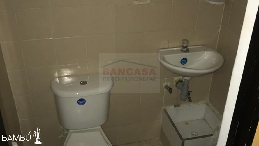 Local en venta en La Candelaria, Medellín, 25 m² · foto 7 de 16