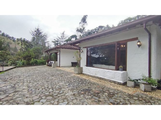 Casa de 3 alcobas en venta en Las Palmas, El Retiro, 240 m² · foto 19 de 24