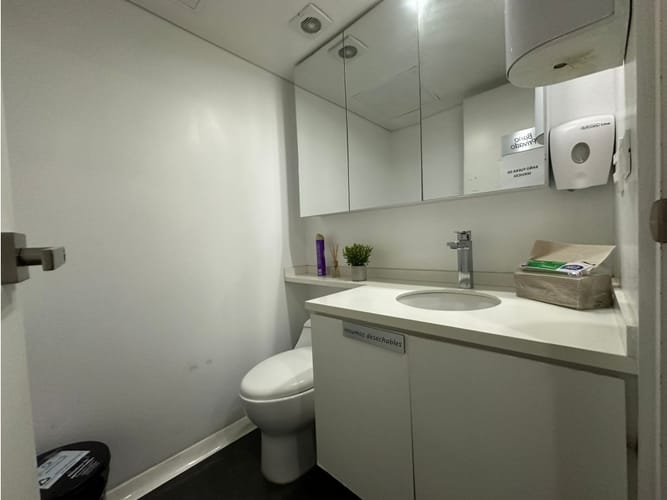 Consultorio en venta en Milla De Oro, Medellín, 66 m² · foto 8 de 8