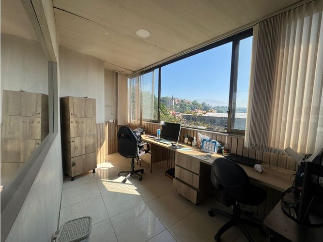 Bodega en venta en San Fernando, Medellín, 522 m² · foto 2 de 23