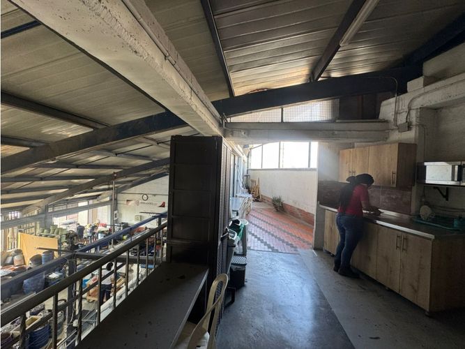 Bodega en venta en San Fernando, Medellín, 522 m² · foto 7 de 23