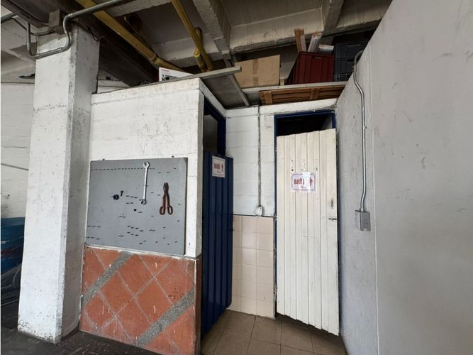 Bodega en venta en San Fernando, Medellín, 522 m² · foto 9 de 23