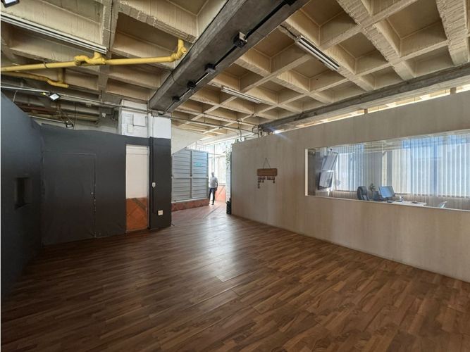 Bodega en venta en San Fernando, Medellín, 522 m² · foto 11 de 23
