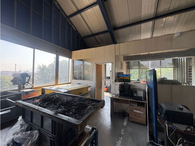 Bodega en venta en San Fernando, Medellín, 522 m² · foto 16 de 23