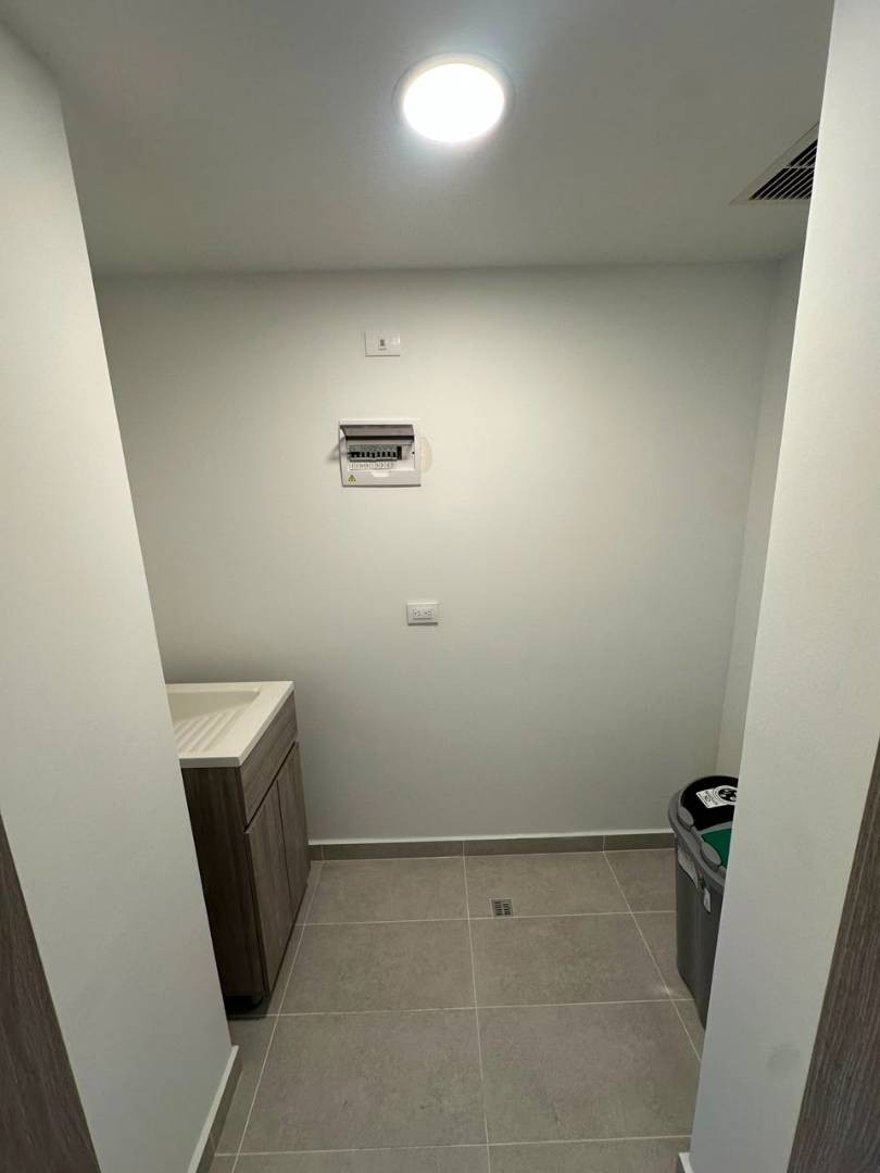 Apartamento en arriendo en Ciudad Del Río, Medellín · foto 6 de 24