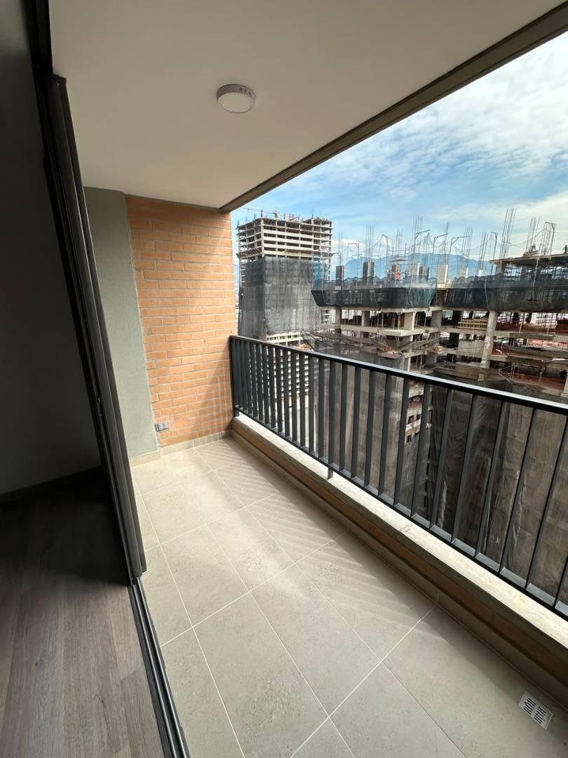 Apartamento en arriendo en Ciudad Del Río, Medellín · foto 10 de 24